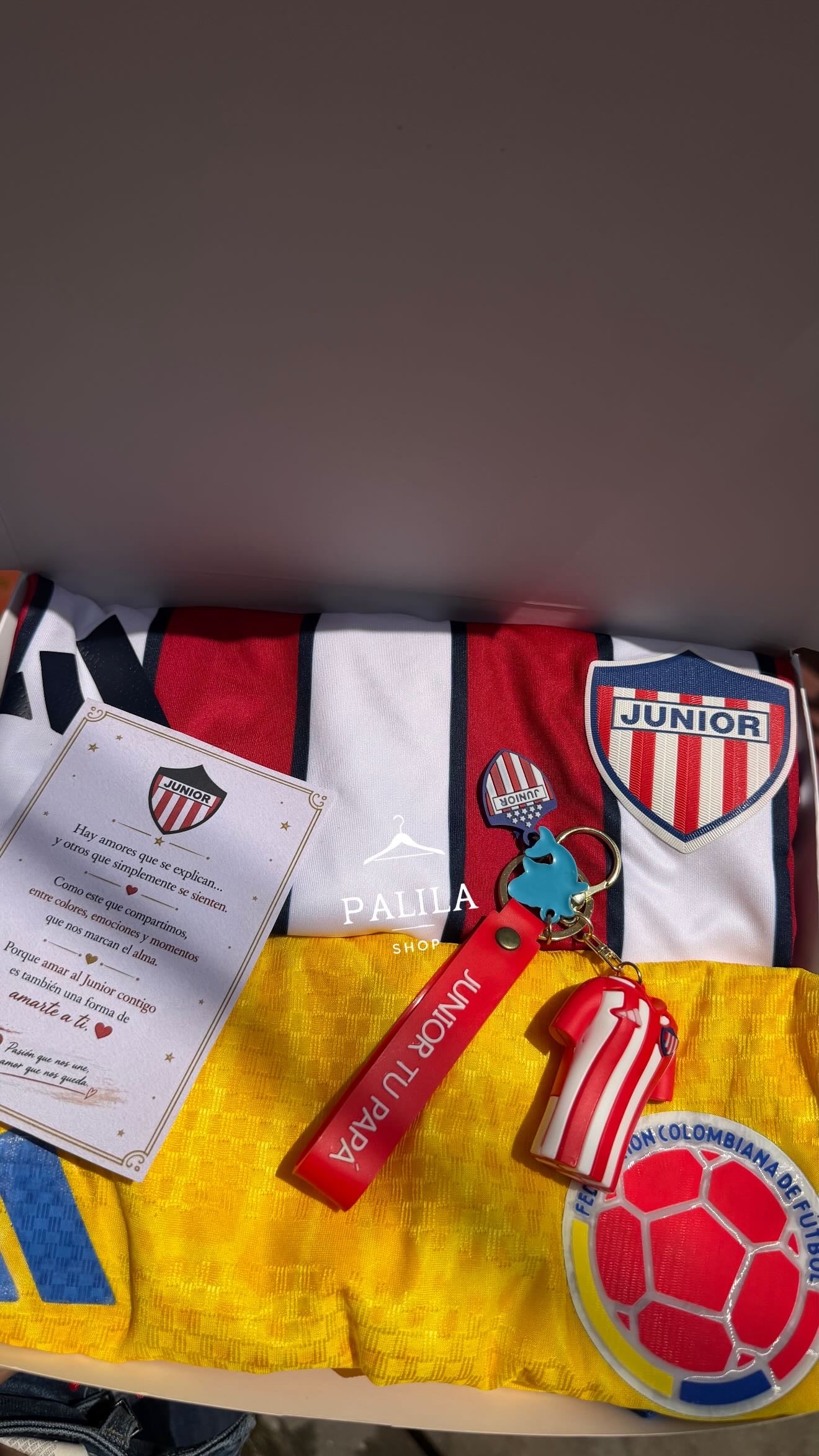 COMBO TRICOLOR TIBURÓN