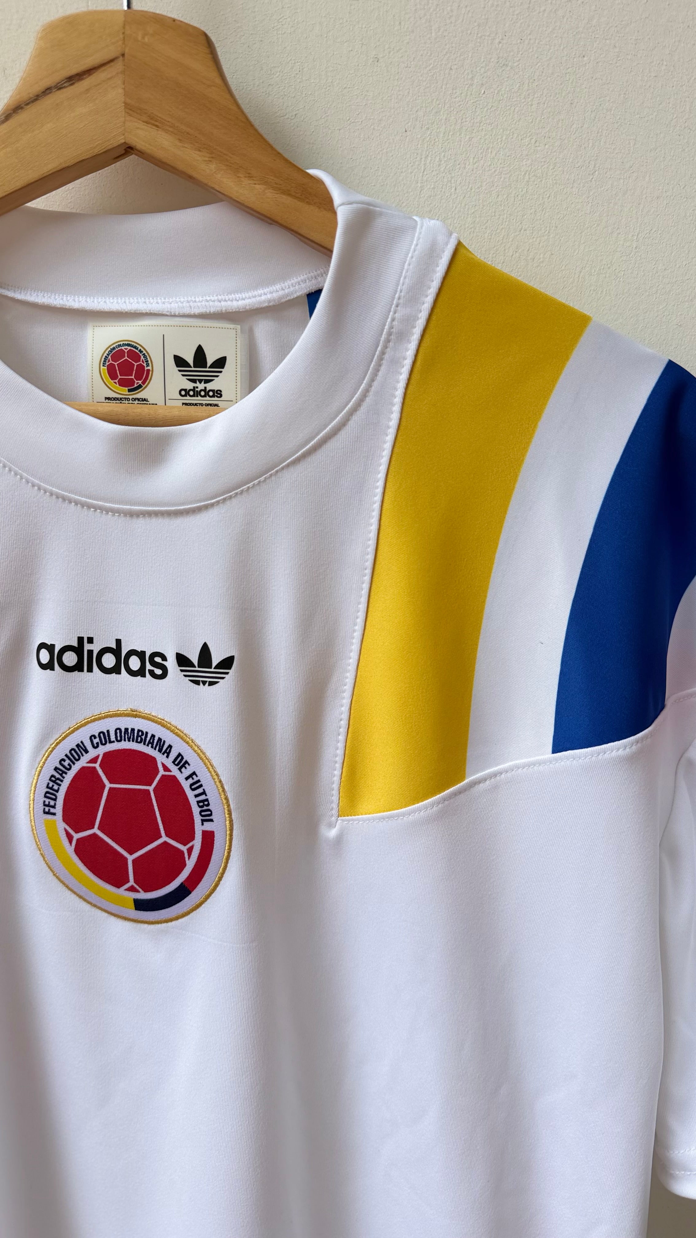 CAMISETA EQT COLOMBIA
