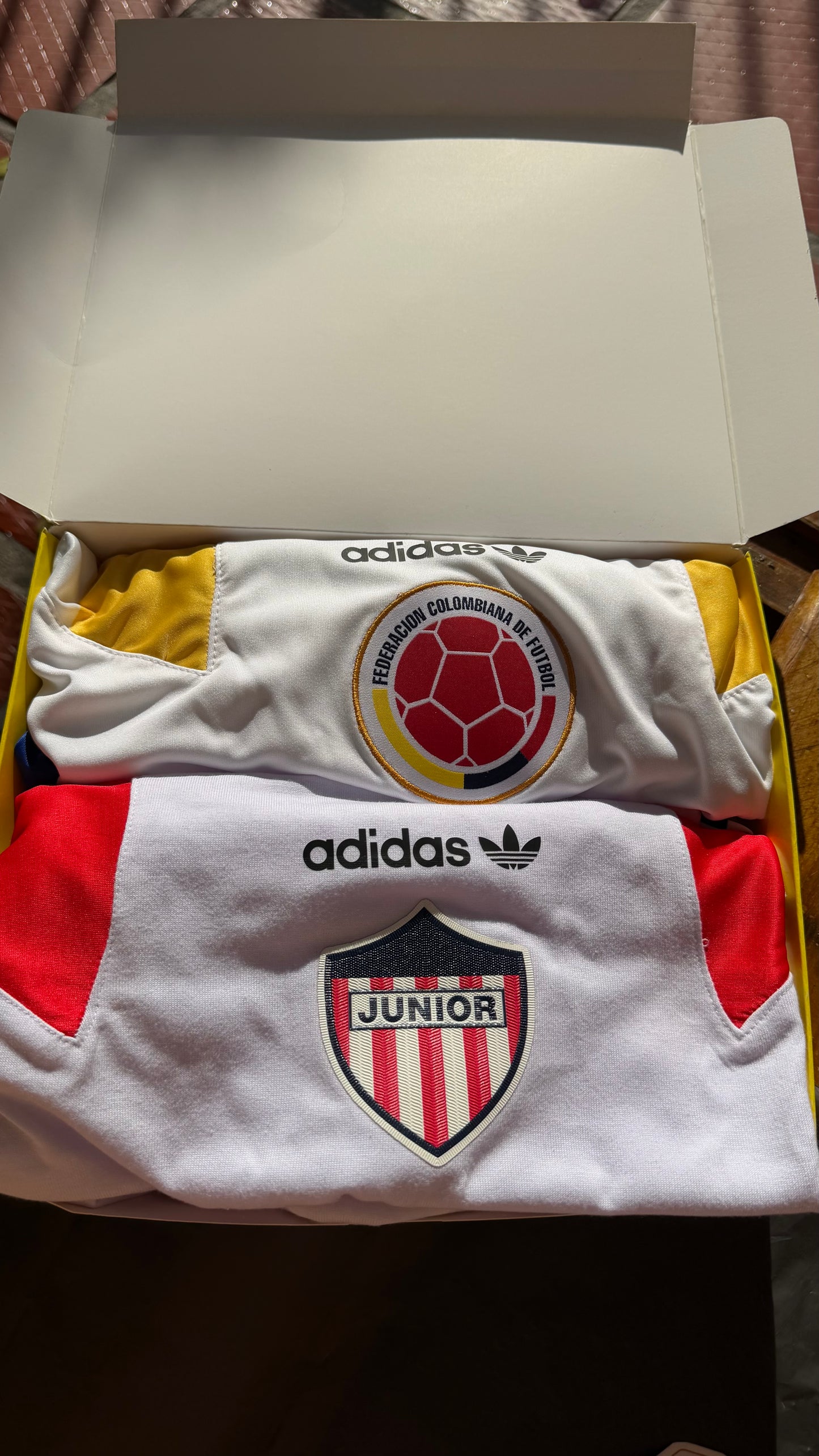 Combo Dos Escudos, Una Pasión