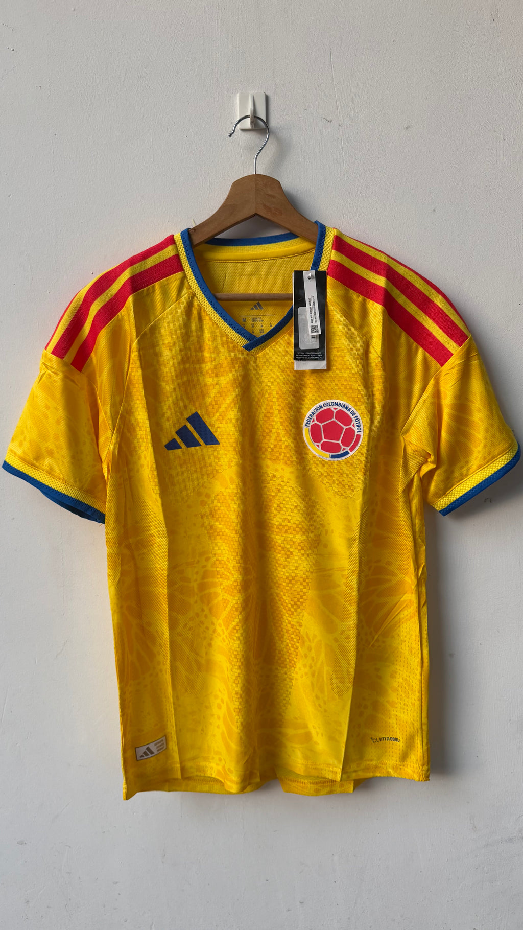 PLAYER AMARILLA HOMBRE